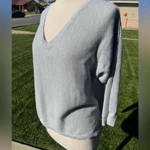 Cute silver EXPRESS sweater w/ zip up back Medium